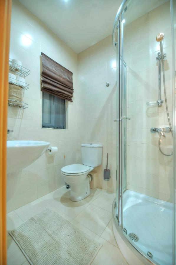 Modern 3Br Stylish & Spacious Apartment - Close To Sliema Promenade Gzira Екстер'єр фото