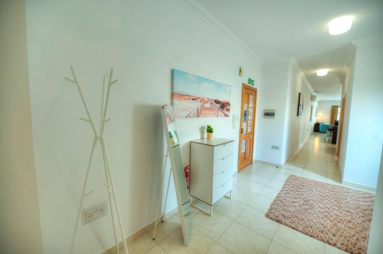 Modern 3Br Stylish & Spacious Apartment - Close To Sliema Promenade Gzira Екстер'єр фото