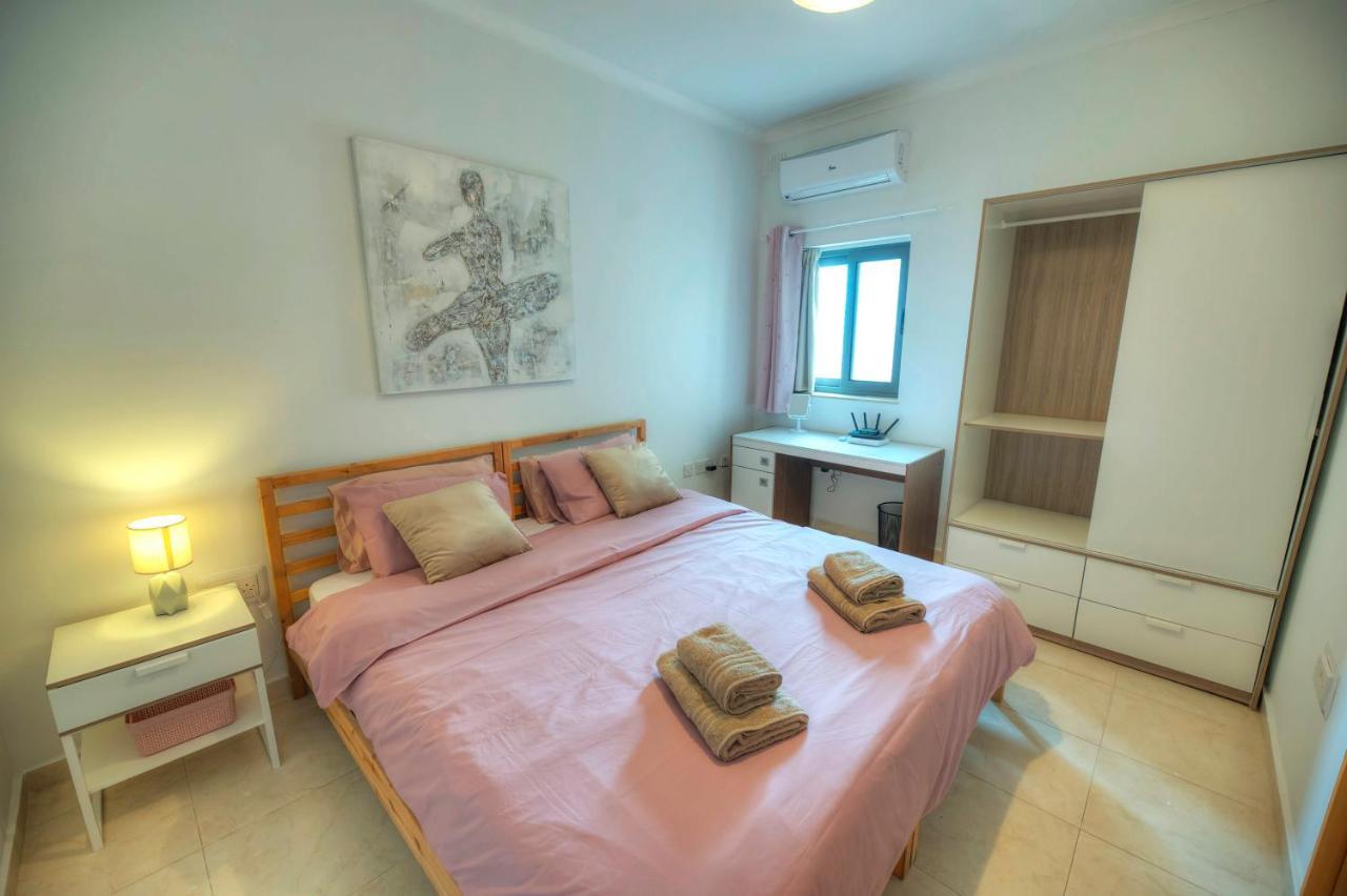 Modern 3Br Stylish & Spacious Apartment - Close To Sliema Promenade Gzira Екстер'єр фото