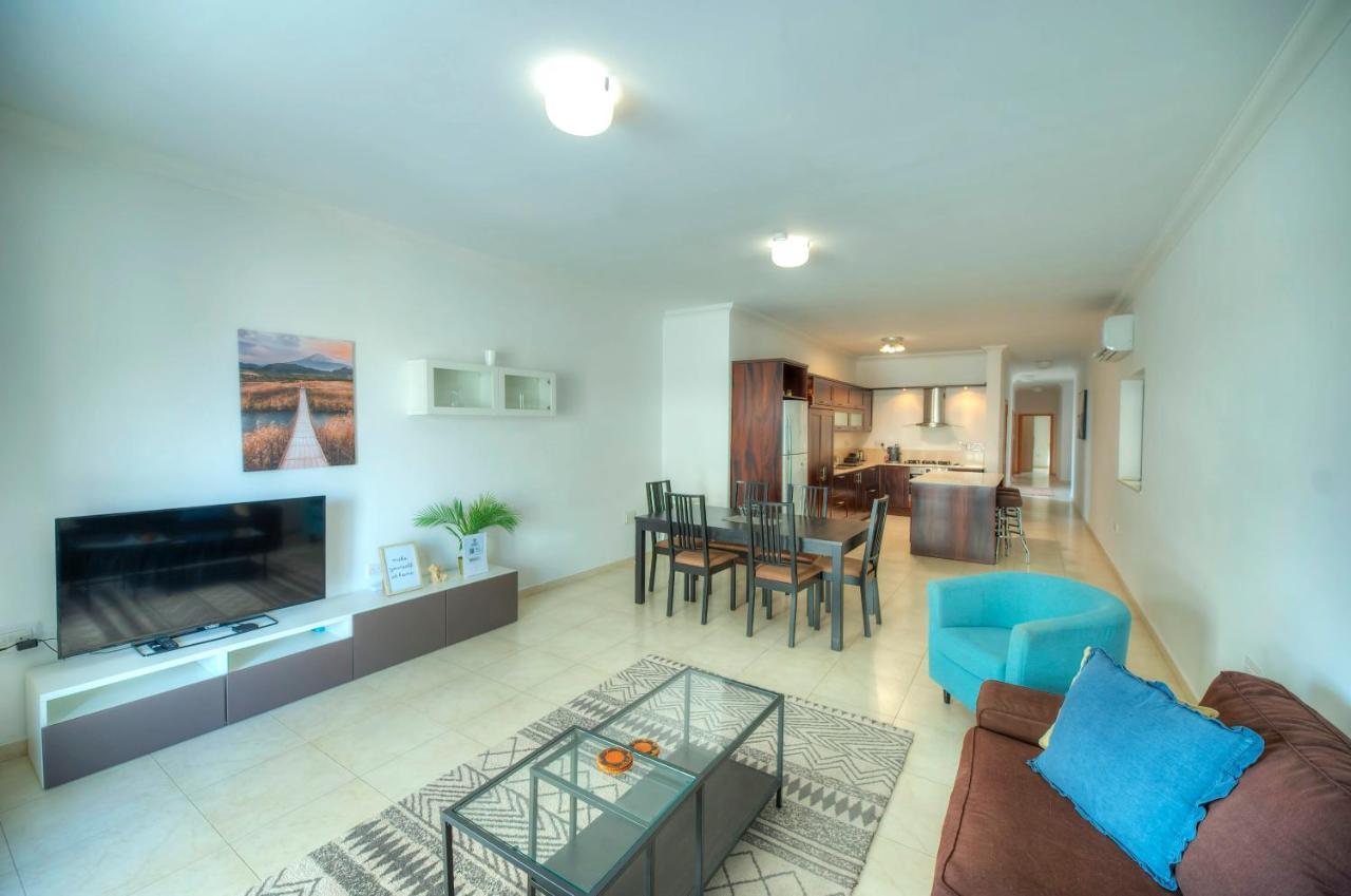 Modern 3Br Stylish & Spacious Apartment - Close To Sliema Promenade Gzira Екстер'єр фото