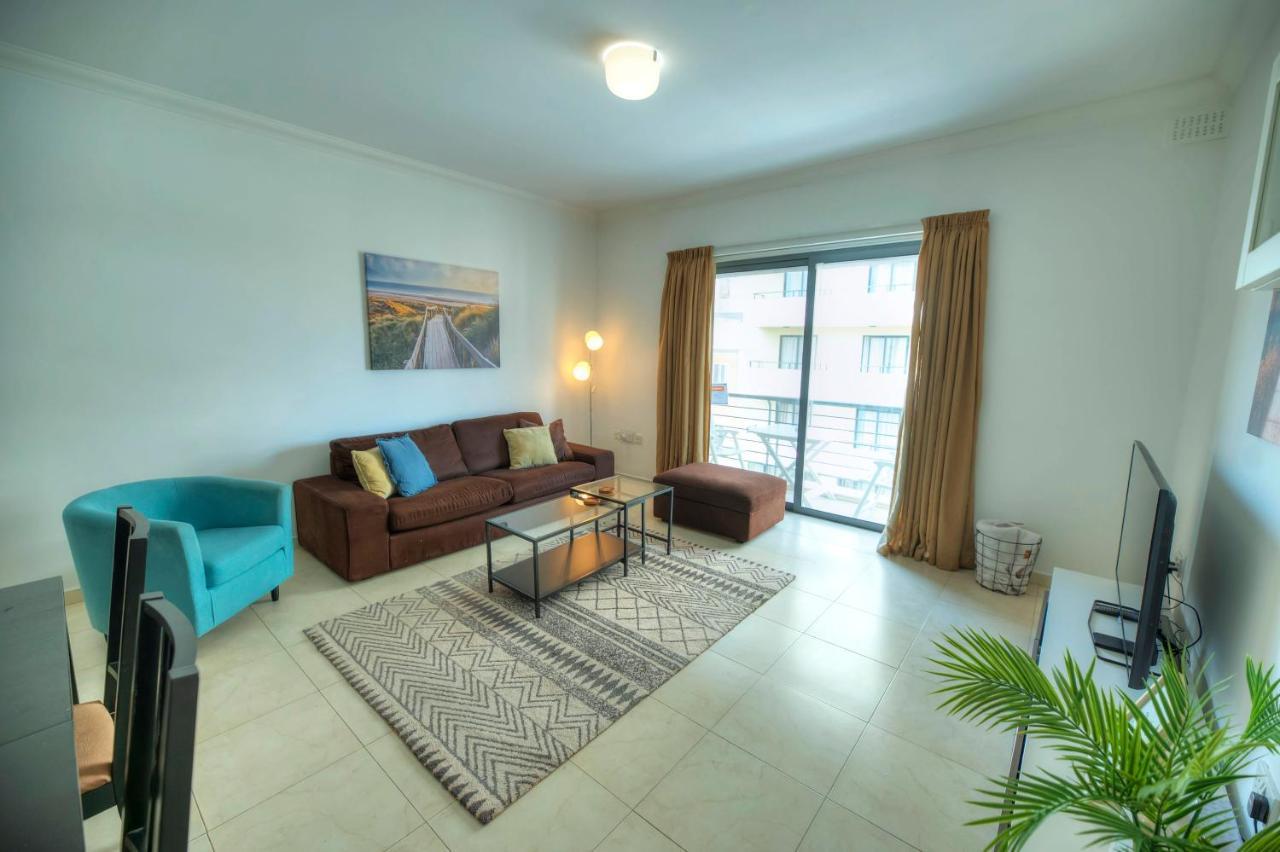 Modern 3Br Stylish & Spacious Apartment - Close To Sliema Promenade Gzira Екстер'єр фото