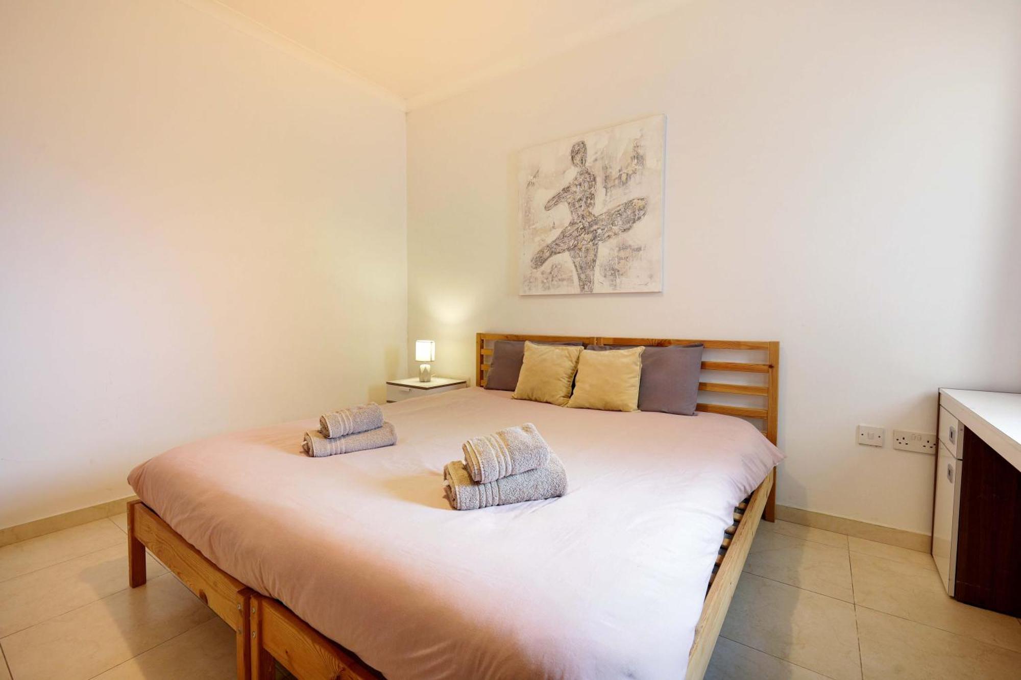 Modern 3Br Stylish & Spacious Apartment - Close To Sliema Promenade Gzira Екстер'єр фото