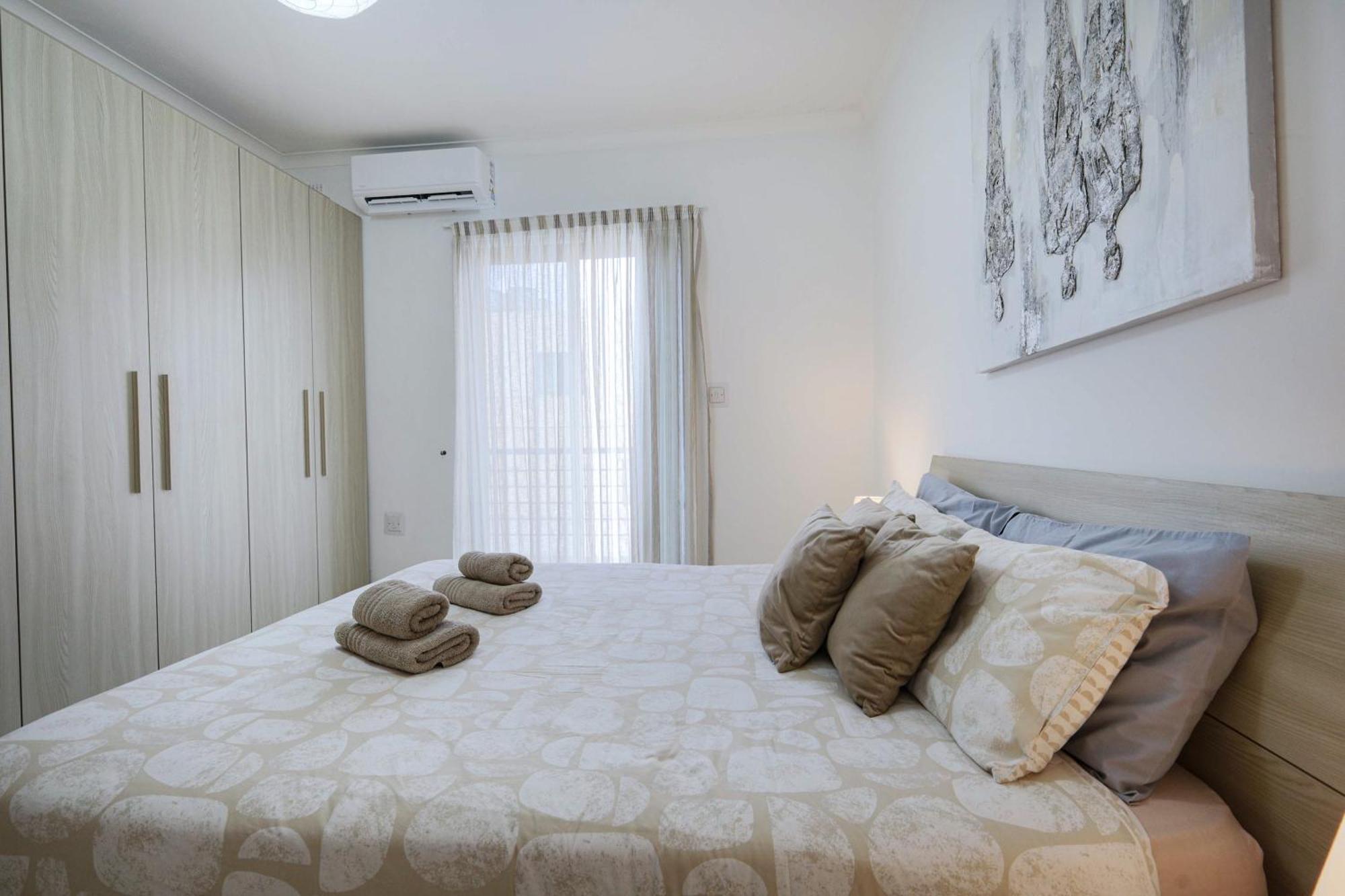Modern 3Br Stylish & Spacious Apartment - Close To Sliema Promenade Gzira Екстер'єр фото