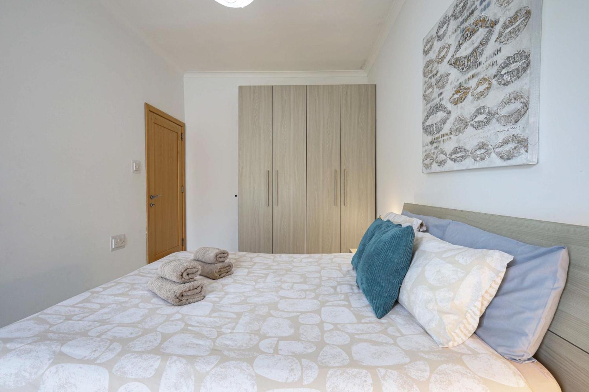 Modern 3Br Stylish & Spacious Apartment - Close To Sliema Promenade Gzira Екстер'єр фото