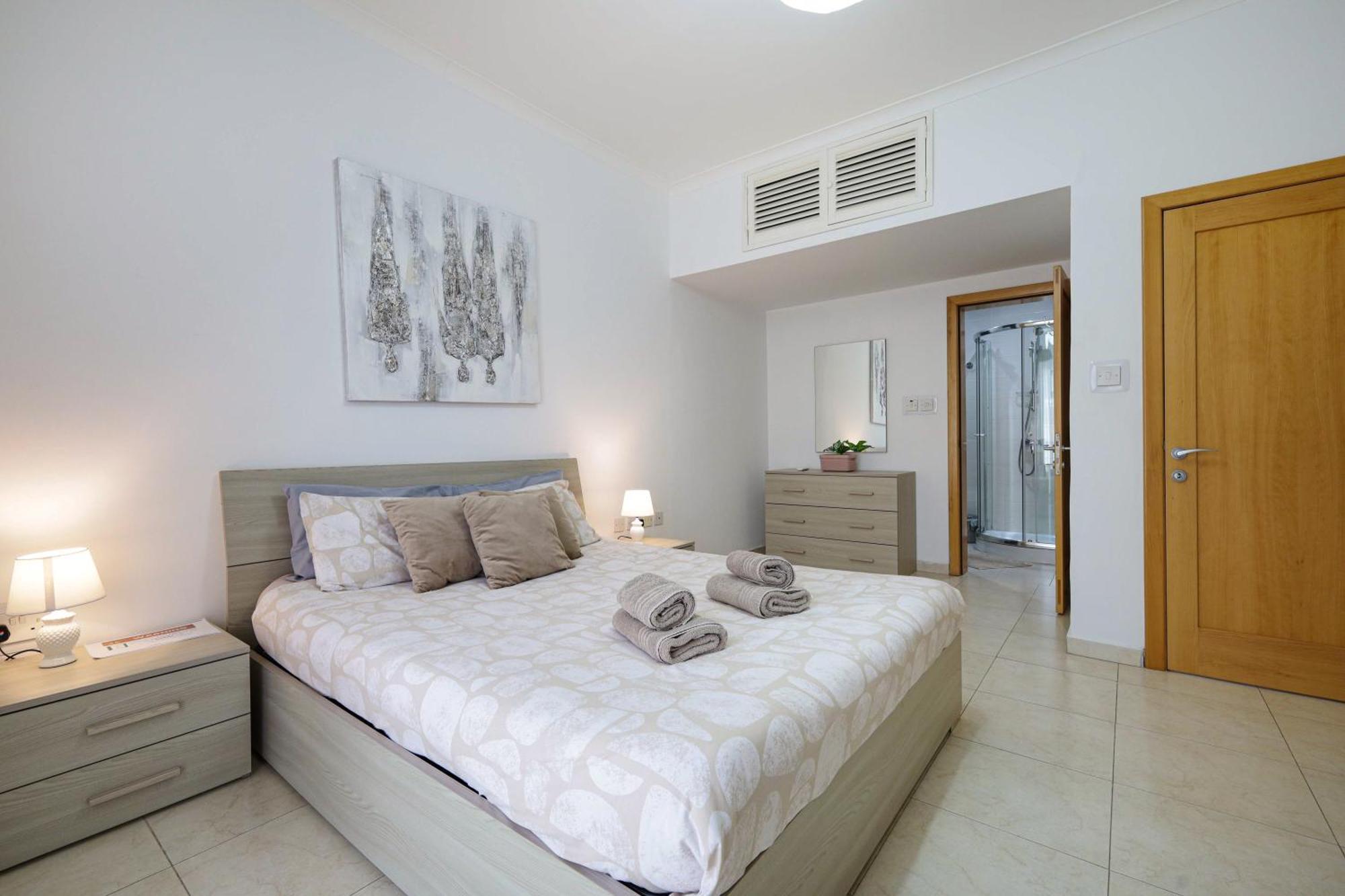 Modern 3Br Stylish & Spacious Apartment - Close To Sliema Promenade Gzira Екстер'єр фото