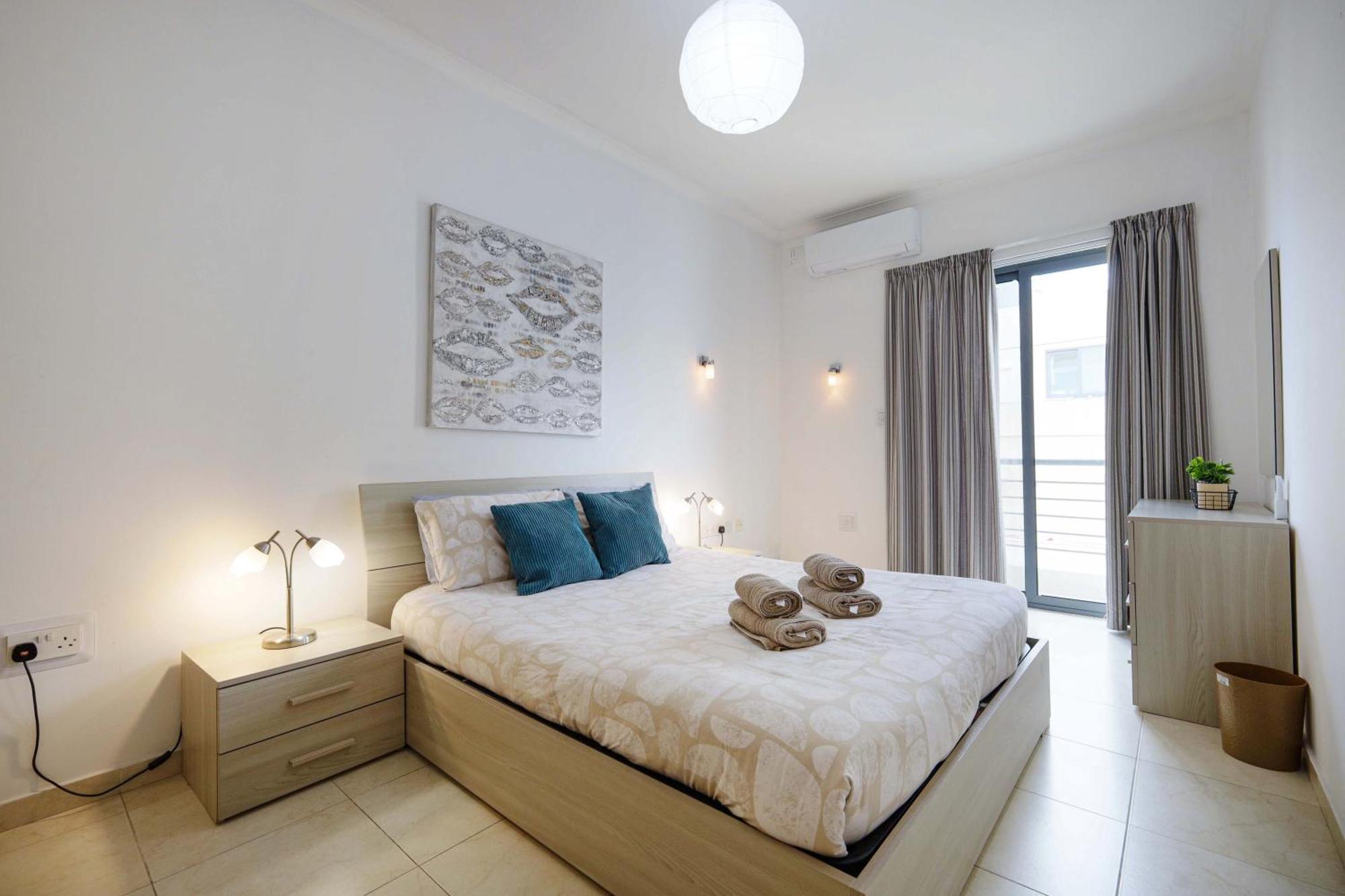 Modern 3Br Stylish & Spacious Apartment - Close To Sliema Promenade Gzira Екстер'єр фото