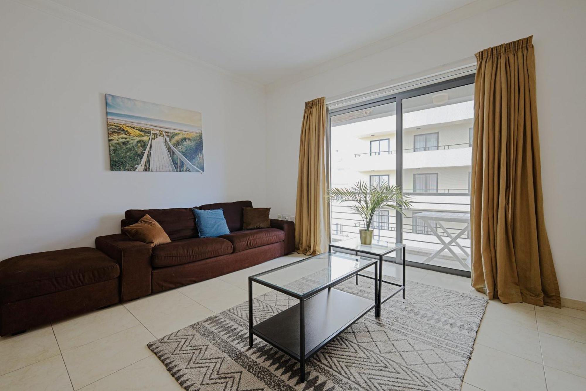 Modern 3Br Stylish & Spacious Apartment - Close To Sliema Promenade Gzira Екстер'єр фото