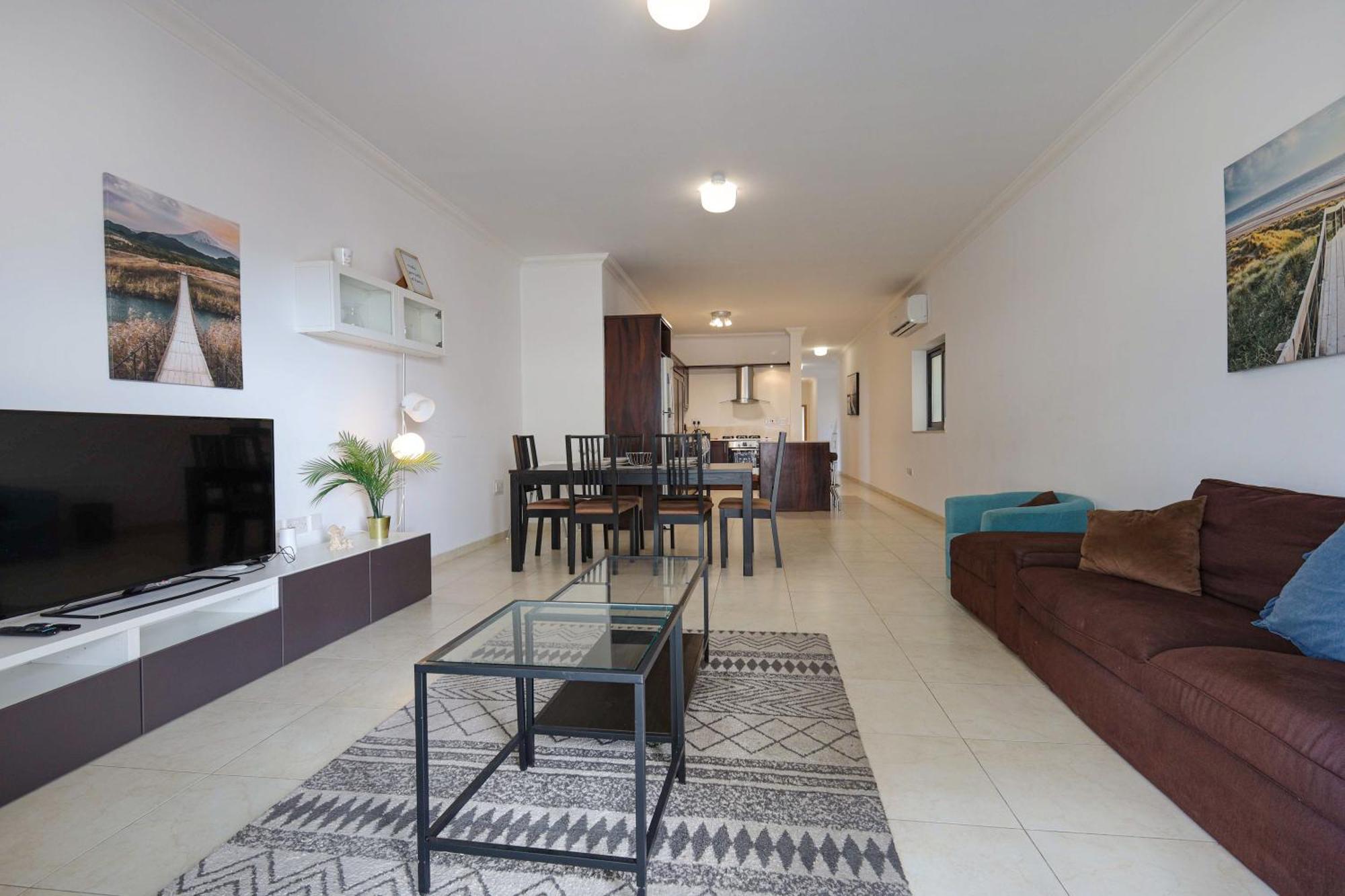 Modern 3Br Stylish & Spacious Apartment - Close To Sliema Promenade Gzira Екстер'єр фото