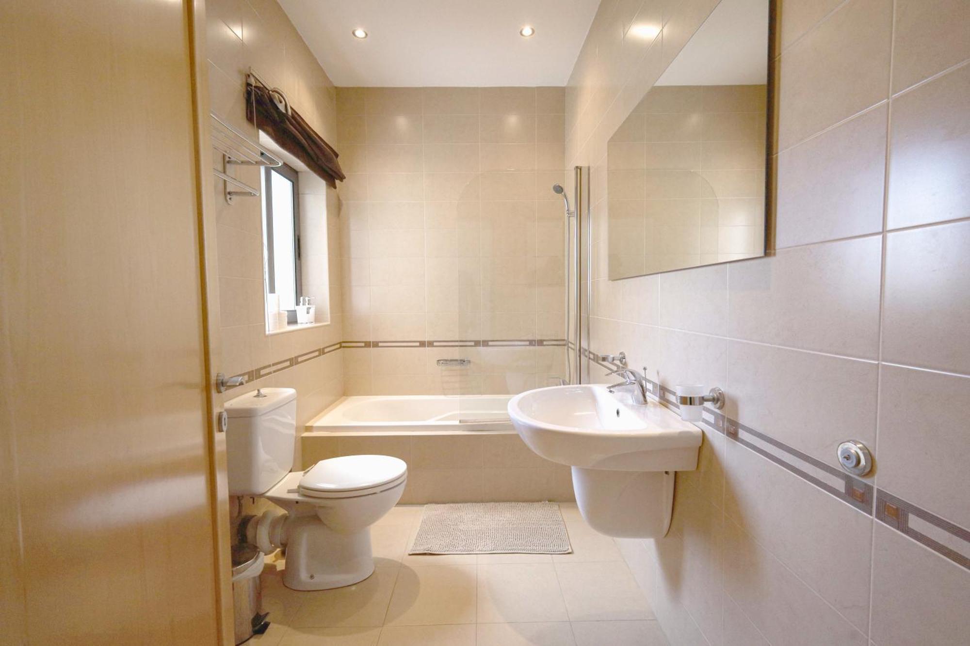 Modern 3Br Stylish & Spacious Apartment - Close To Sliema Promenade Gzira Екстер'єр фото