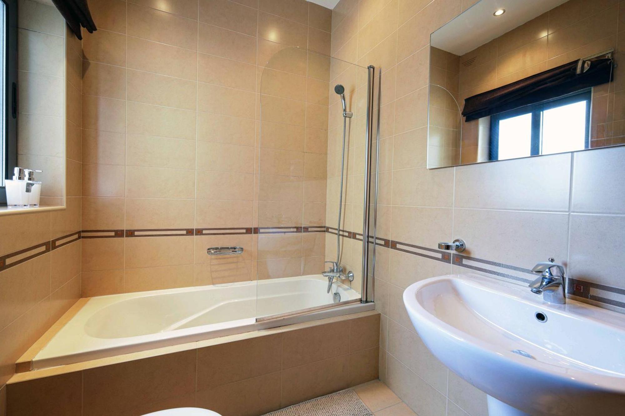 Modern 3Br Stylish & Spacious Apartment - Close To Sliema Promenade Gzira Екстер'єр фото